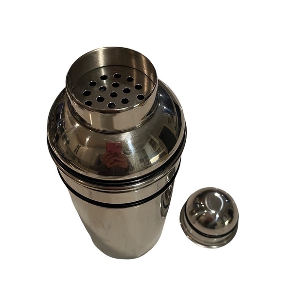 Oneida Cocktail Shaker Alcohol Cocktail Drink Mixer - Picture 4 of 8